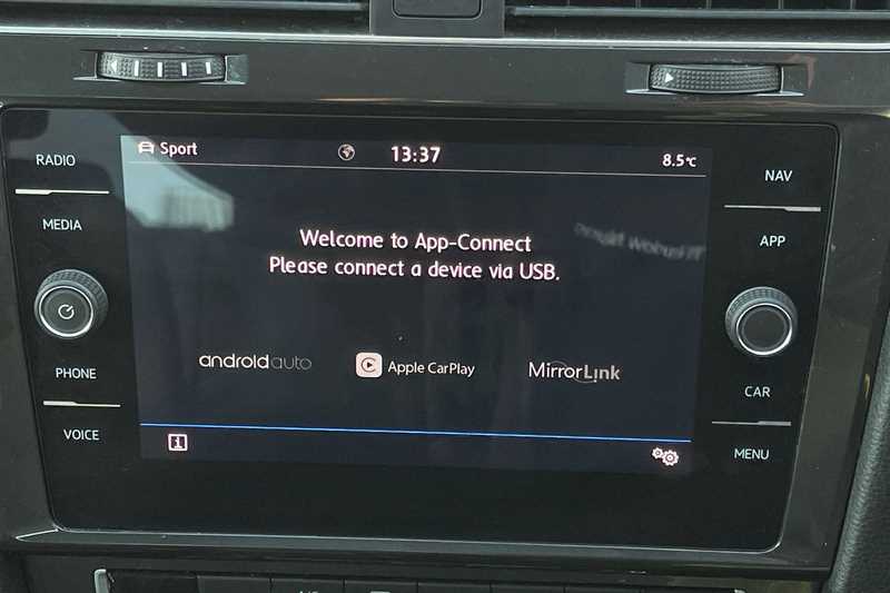 Used Volkswagen Golf 2018 for sale - 77146833: Photo 37