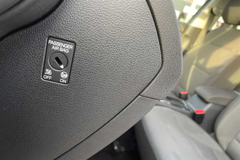 Used Volkswagen Golf 2018 for sale - 77146833: Photo 42