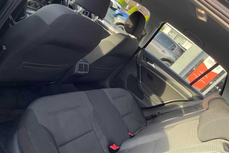 Used Volkswagen Golf 2018 for sale - 77146833: Photo 44