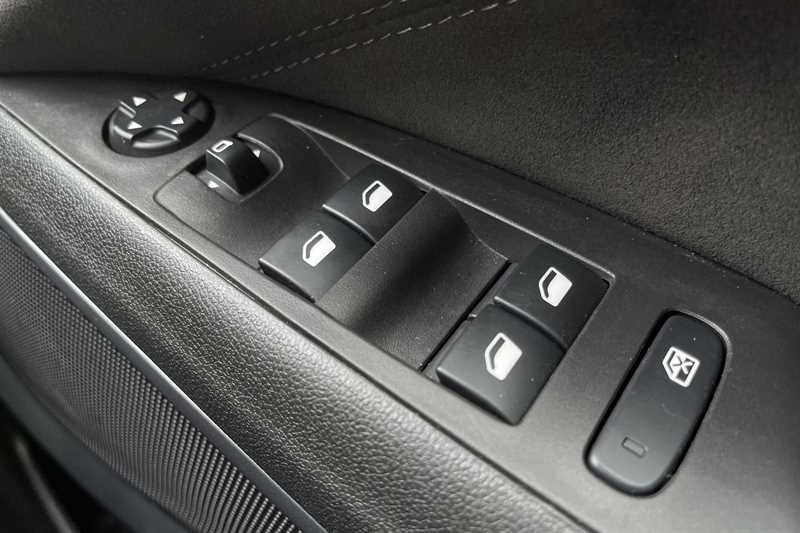 Used Vauxhall Crossland 2022 for sale - 76552635: Photo 38