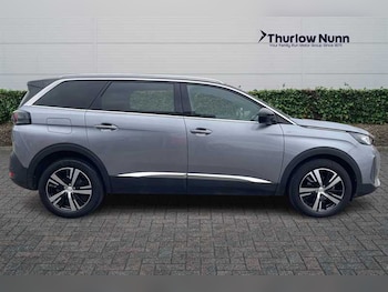 Used Peugeot 5008 2023 for sale - 79281540: Photo
