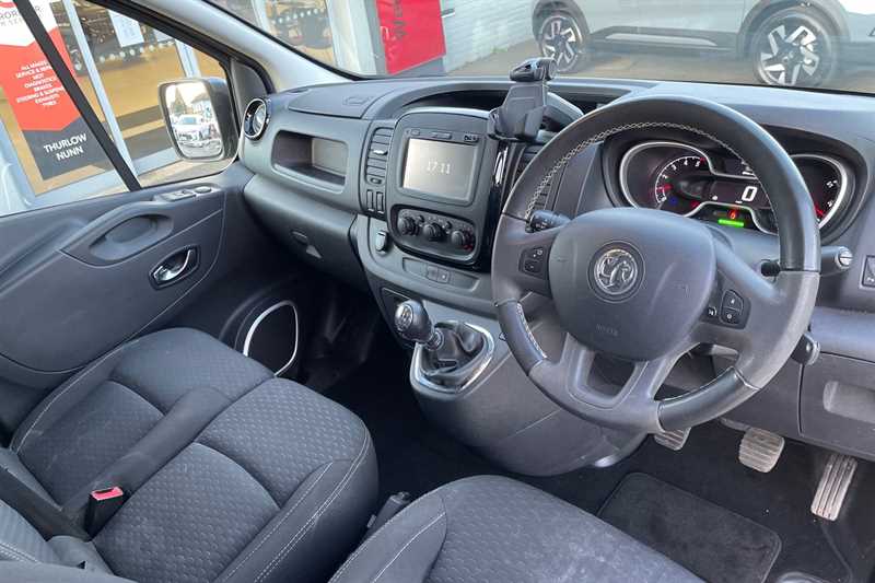 Used Vauxhall Vivaro 2017 for sale - 77740230: Photo 12