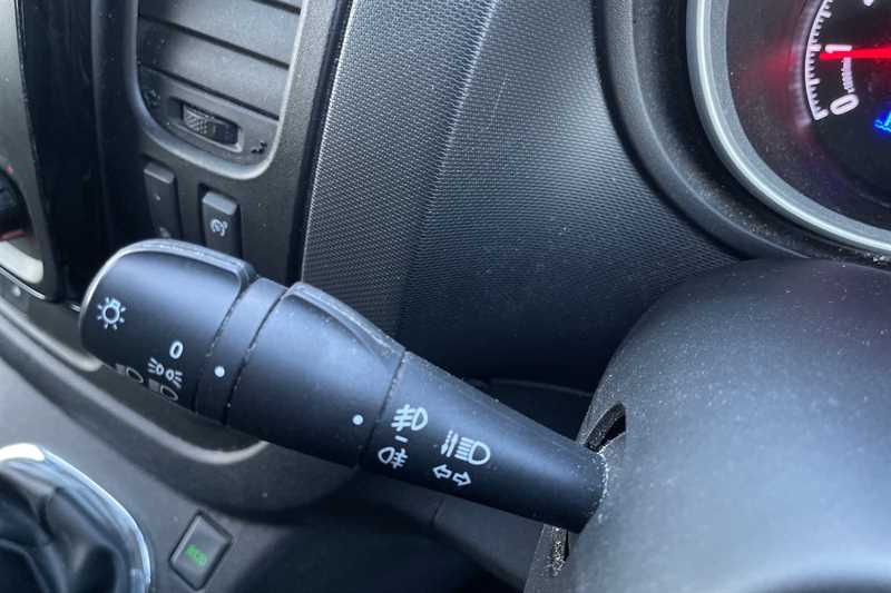 Used Vauxhall Vivaro 2017 for sale - 77740230: Photo 28