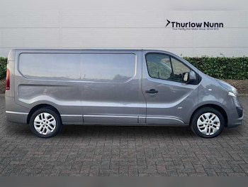 Used Vauxhall Vivaro 2017 for sale - 77740230: Photo