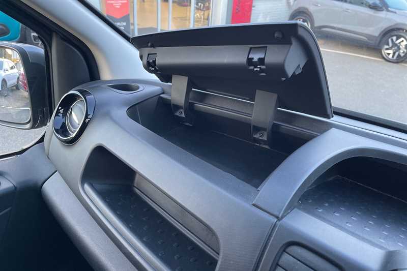 Used Vauxhall Vivaro 2017 for sale - 77740230: Photo 33