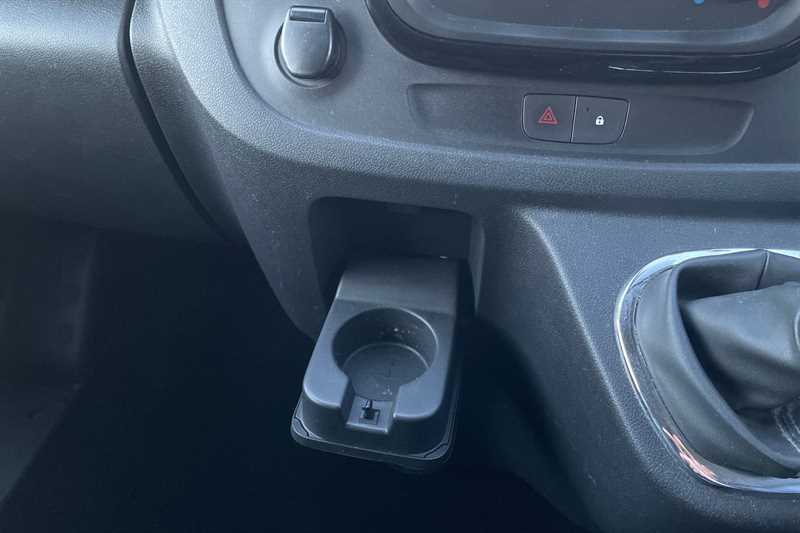 Used Vauxhall Vivaro 2017 for sale - 77740230: Photo 34