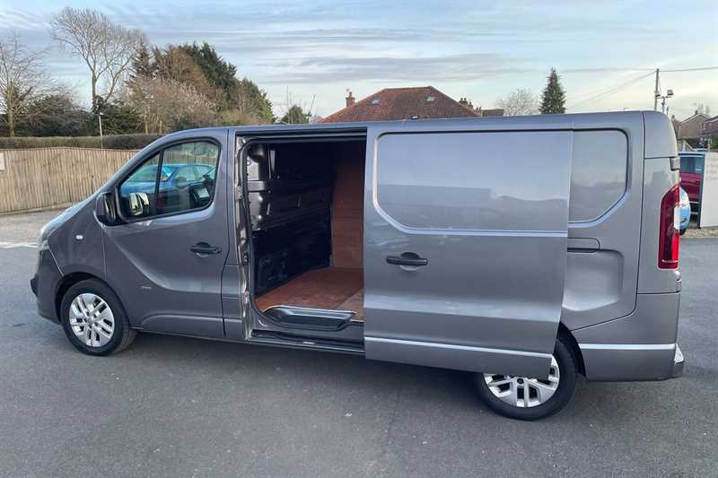 Used Vauxhall Vivaro 2017 for sale - 77740230: Photo 40