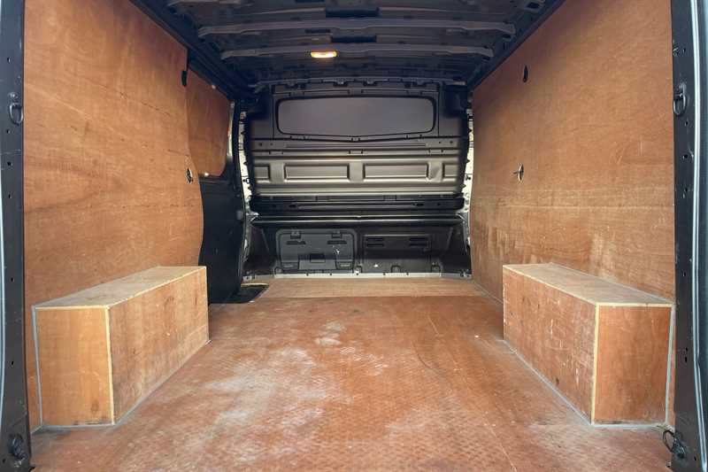 Used Vauxhall Vivaro 2017 for sale - 77740230: Photo 42