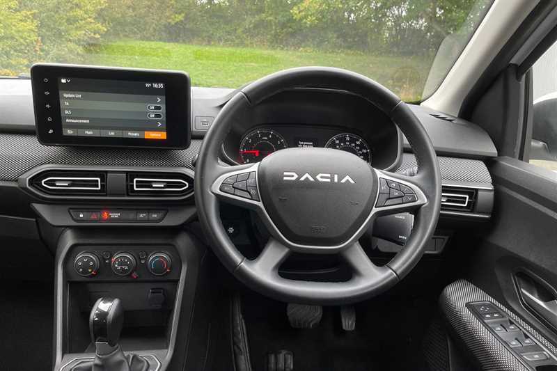 Used Dacia Sandero 2023 for sale - 76204487: Photo 11