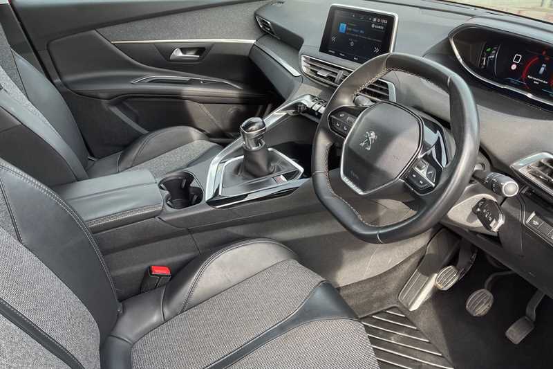 Used Peugeot 3008 2017 for sale - 77576698: Photo 10