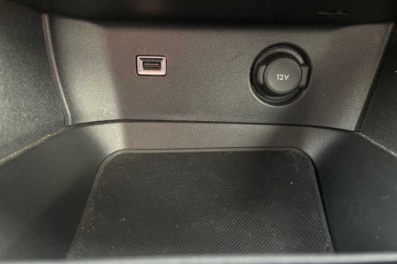 Used Peugeot 3008 2017 for sale - 77576698: Photo 29