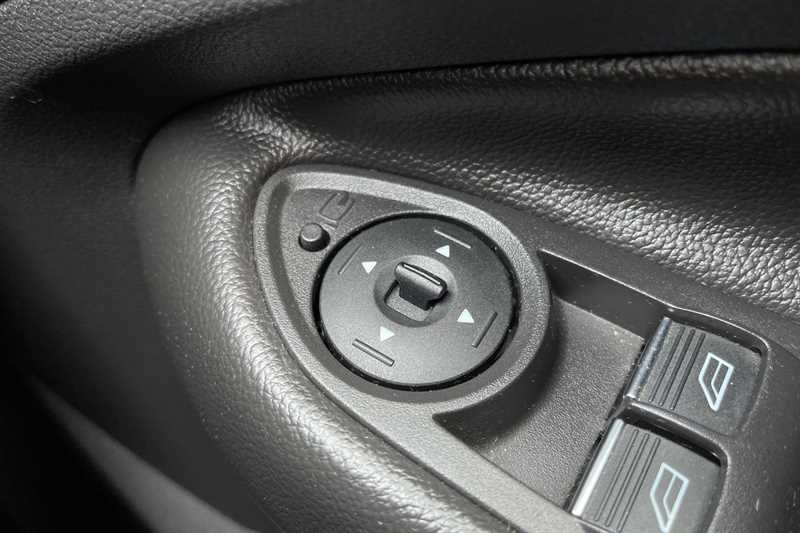 Used Ford Kuga 2018 for sale - 76875288: Photo 34