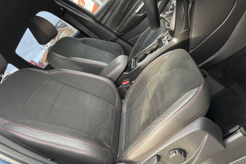 Used Ford Kuga 2018 for sale - 76875288: Photo 39