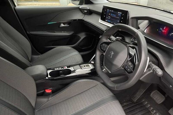 Used Peugeot 208 2022 for sale - 76204126: Photo 10