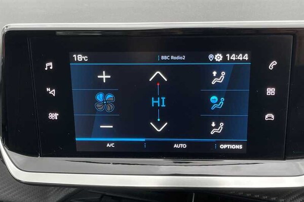 Used Peugeot 208 2022 for sale - 76204126: Photo 15