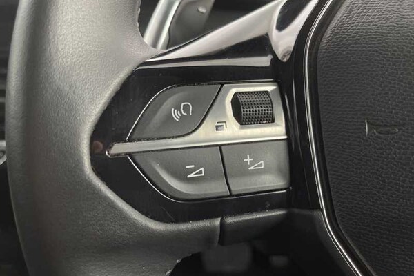 Used Peugeot 208 2022 for sale - 76204126: Photo 21