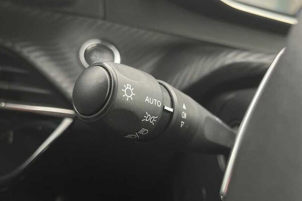 Used Peugeot 208 2022 for sale - 76204126: Photo 27