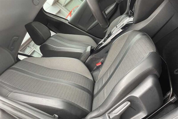 Used Peugeot 208 2022 for sale - 76204126: Photo 38