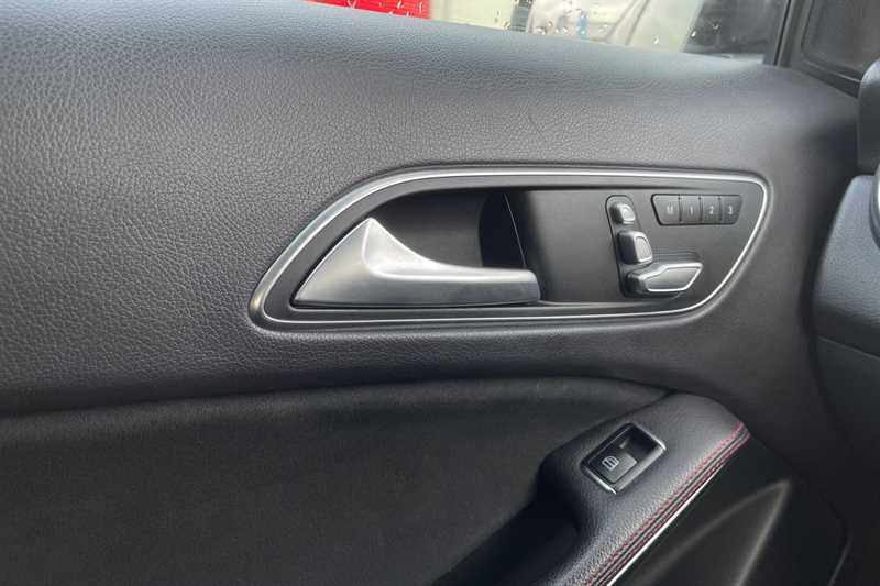 Used Mercedes-Benz GLA 2020 for sale - 77146247: Photo 38