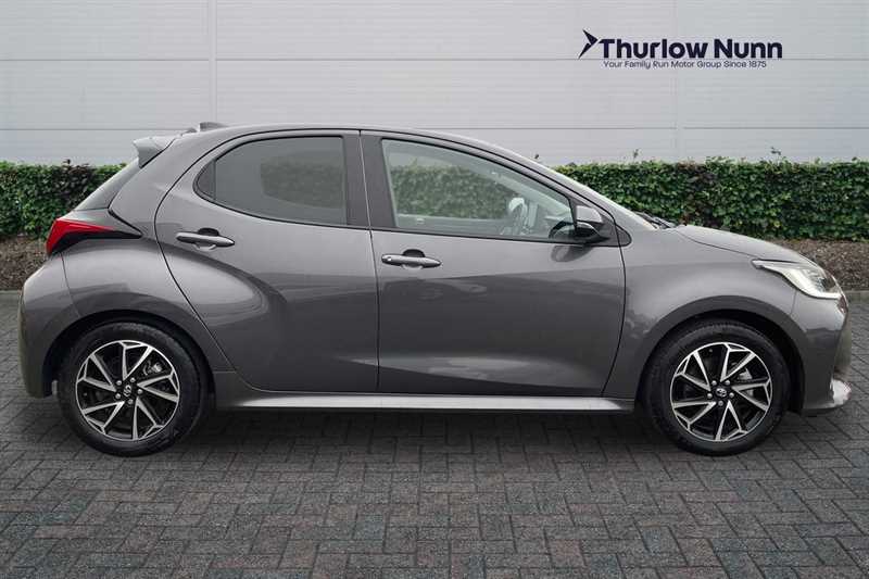 Used Toyota Yaris 2023 for sale - 77471393: Photo 2