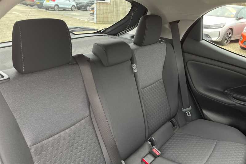 Used Toyota Yaris 2023 for sale - 77471393: Photo 23