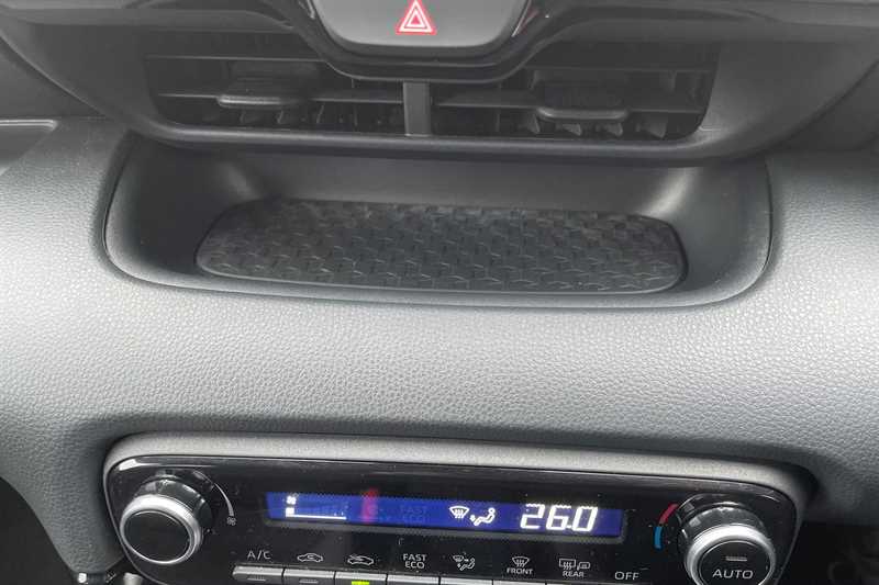 Used Toyota Yaris 2023 for sale - 77471393: Photo 32