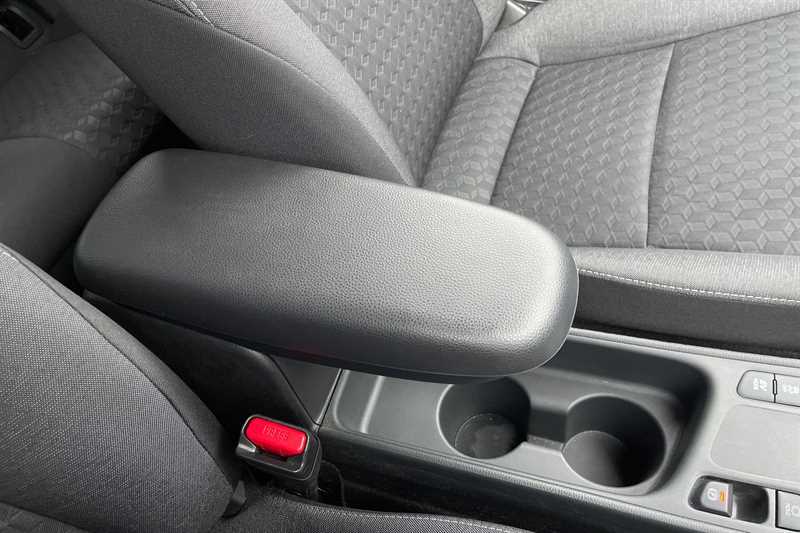 Used Toyota Yaris 2023 for sale - 77471393: Photo 33