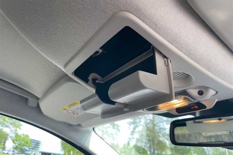 Vehicle 28
