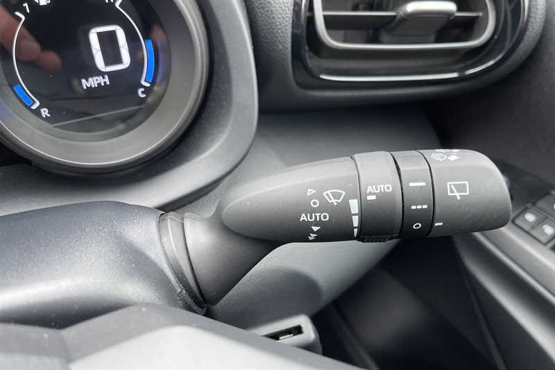 Used Toyota Yaris 2023 for sale - 77841784: Photo 26