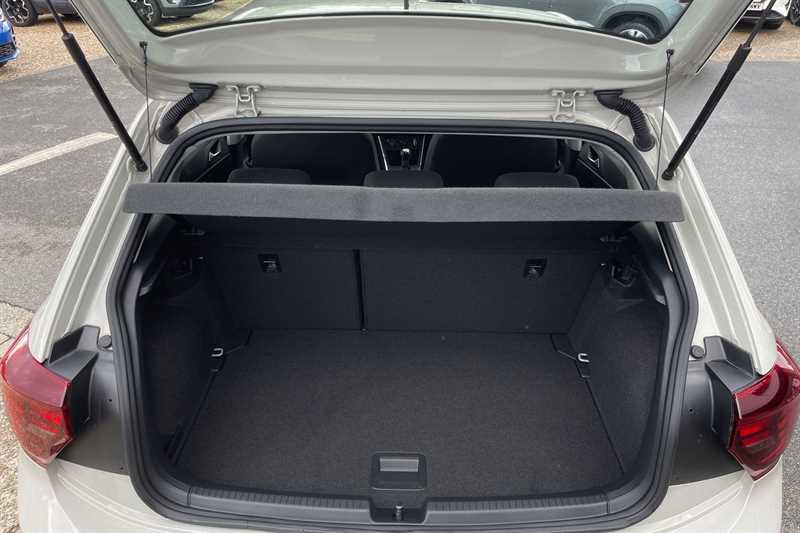 Used Volkswagen Polo 2022 for sale - 76204370: Photo 24