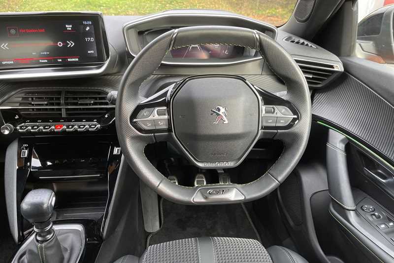 Used Peugeot 2008 2022 for sale - 76272774: Photo 11