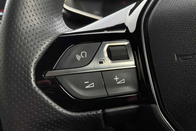 Used Peugeot 2008 2022 for sale - 76272774: Photo 21