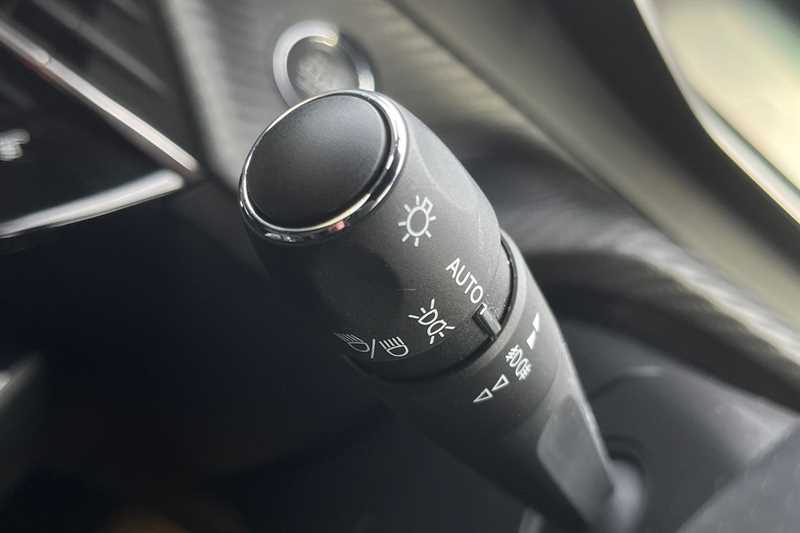 Used Peugeot 2008 2022 for sale - 76272774: Photo 28