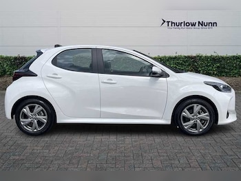 Used Toyota Yaris 2025 for sale - 79350782: Photo