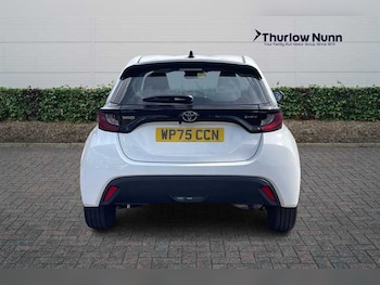 Used Toyota Yaris 2025 for sale - 79350782: Photo