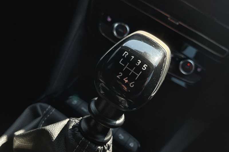 Vehicle 33