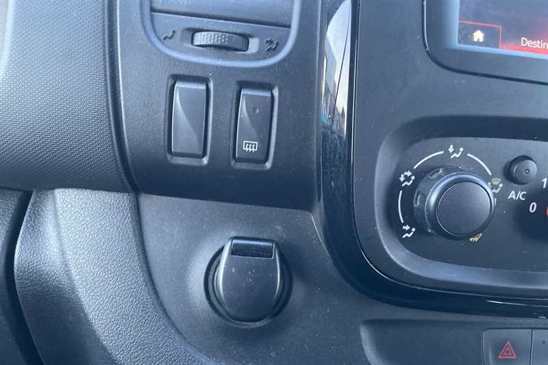 Used Vauxhall Vivaro 2017 for sale - 78172820: Photo 36