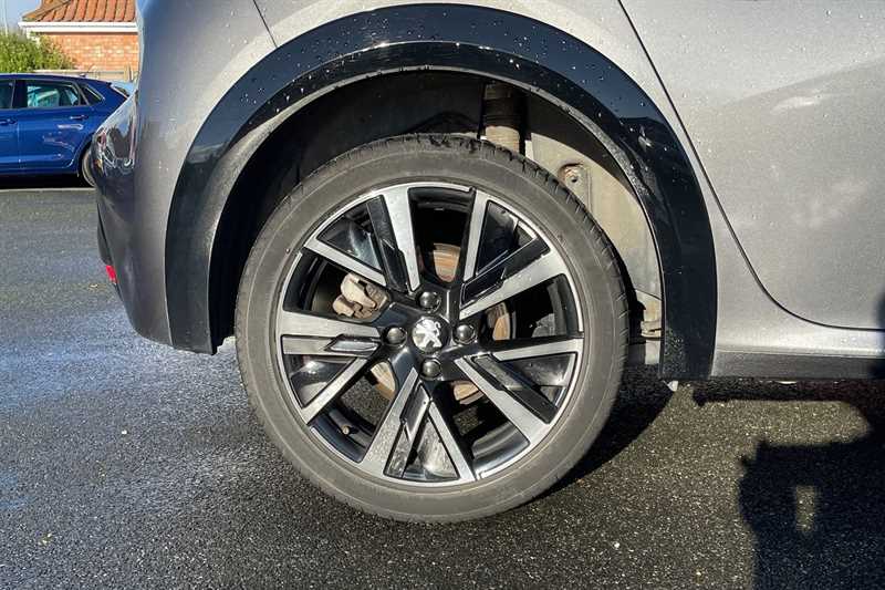 Used Peugeot 208 2023 for sale - 77146002: Photo 10