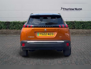 Used Peugeot E-2008 2022 for sale - 75211995: Photo