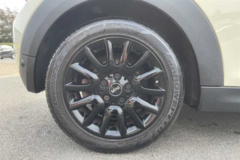 Used MINI Convertible 2018 for sale - 77146329: Photo 10