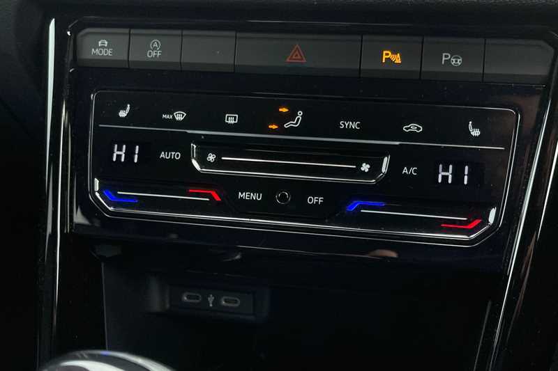 Used Volkswagen T-Roc 2023 for sale - 78009622: Photo 15