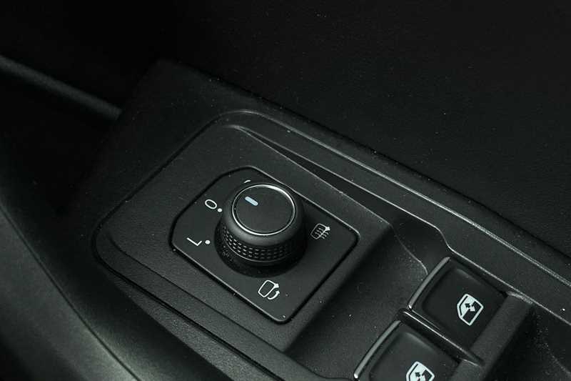 Used Volkswagen T-Roc 2023 for sale - 78009622: Photo 29