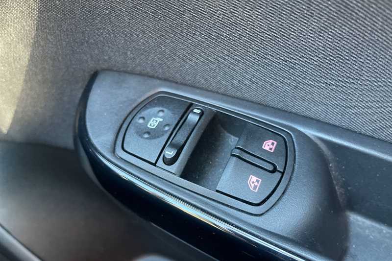 Used Vauxhall Corsa 2019 for sale - 76731803: Photo 16