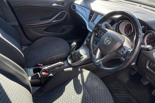 Used Vauxhall Astra 2016 for sale - 76204404: Photo 10