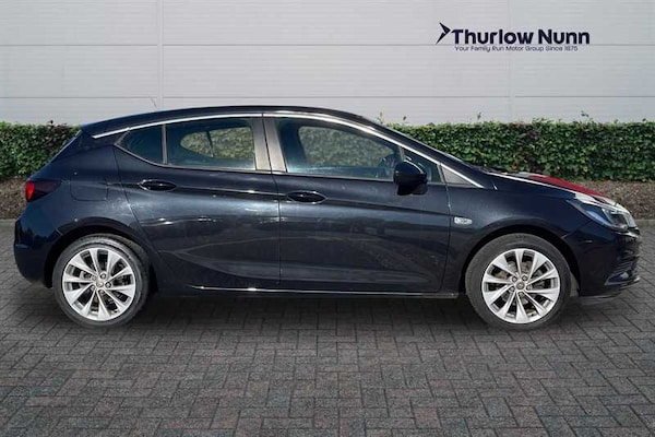 Used Vauxhall Astra 2016 for sale - 76204404: Photo 2