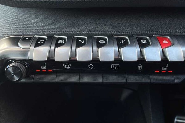 Used Peugeot 3008 2024 for sale - 76204349: Photo 28