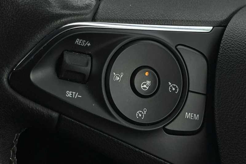 Used Vauxhall Crossland 2022 for sale - 77146038: Photo 30