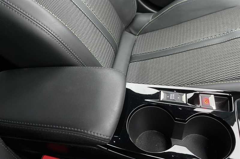 Used Peugeot 2008 2024 for sale - 77146973: Photo 33