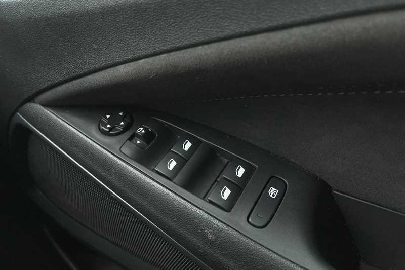 Used Vauxhall Crossland 2023 for sale - 76204142: Photo 16