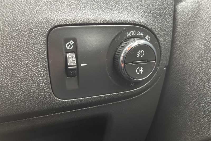 Used Vauxhall Crossland 2023 for sale - 76204142: Photo 25